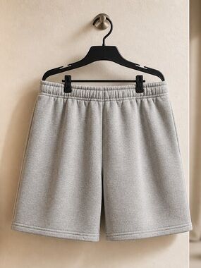 Nike Men's Light Gray Athletic Shorts size XL